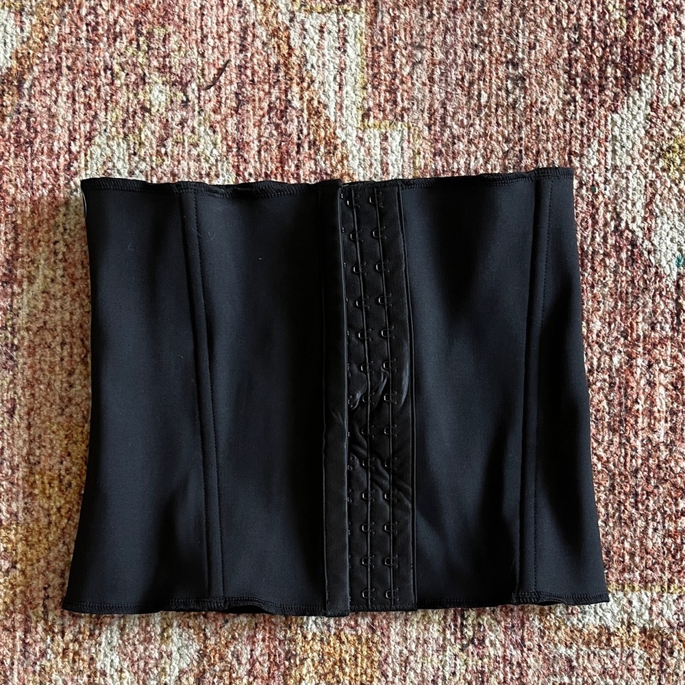 Skims Black Waist Cincher Corset